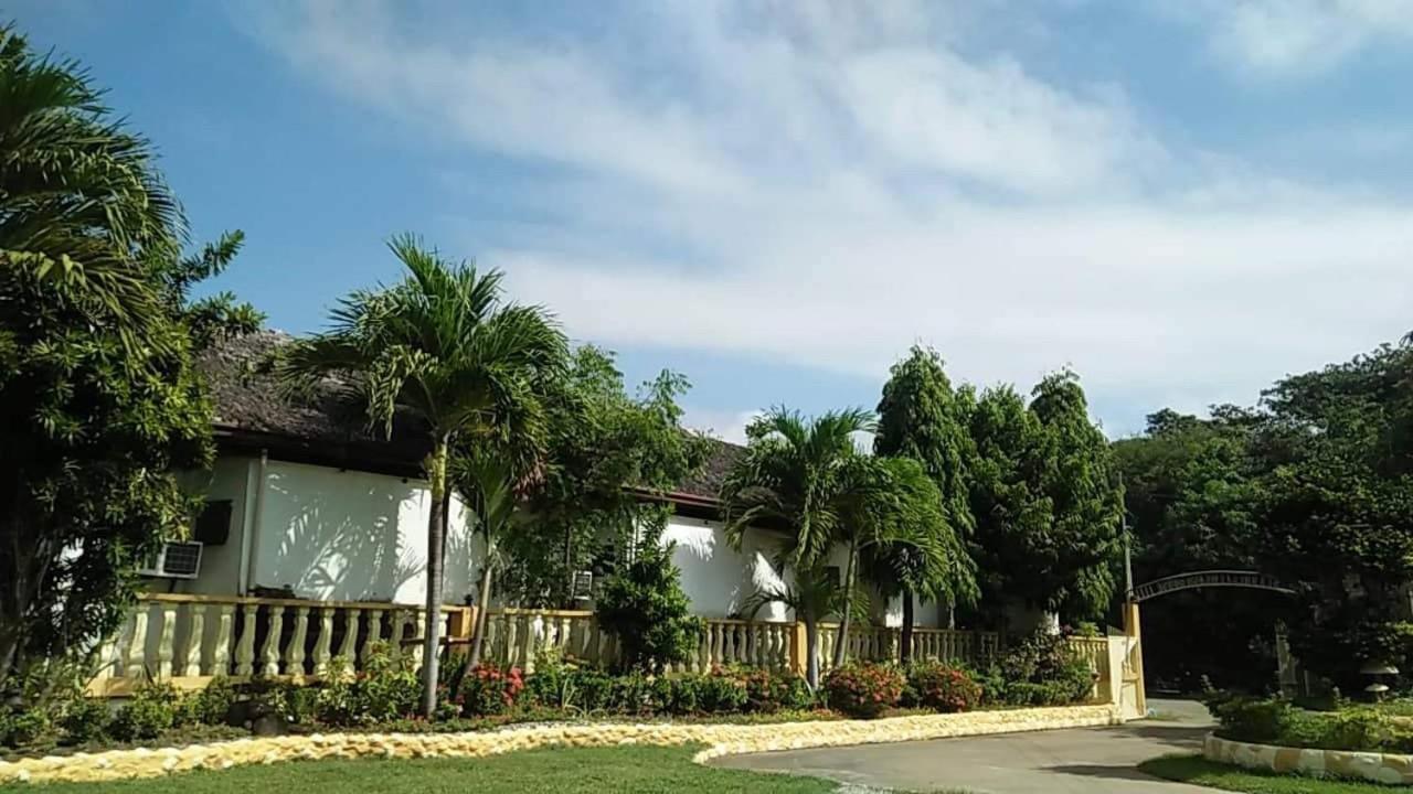 Sea Breeze Beachfront Home And Cottages San Juan  Extérieur photo